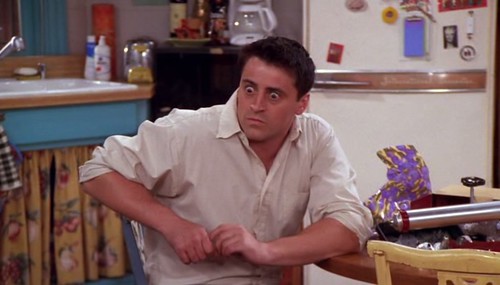 Em qual episódio Joey descobre sobre Monica e Chandler em Friends?