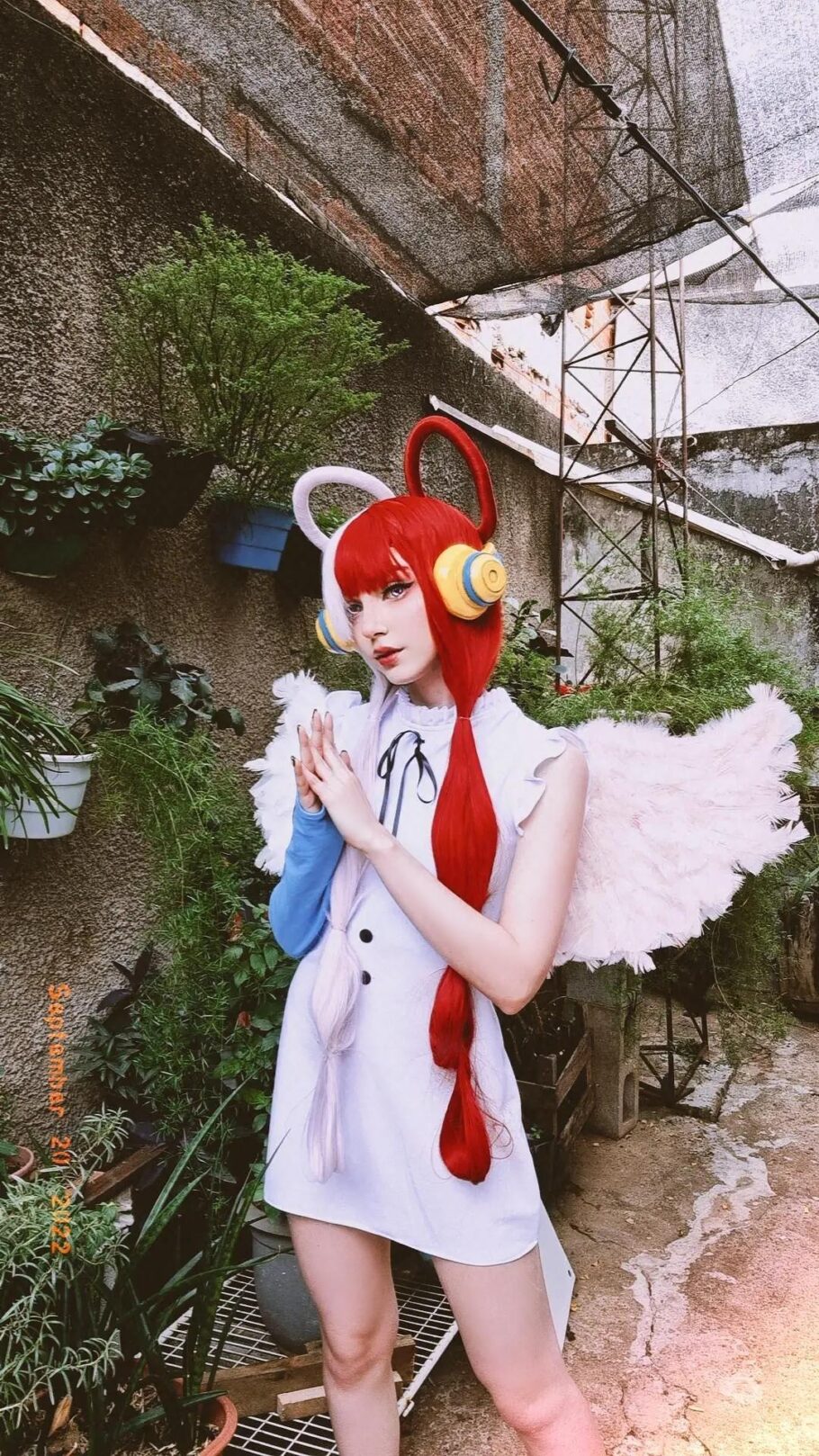 Brasileira fez um cosplay perfeito da Uta de One Piece