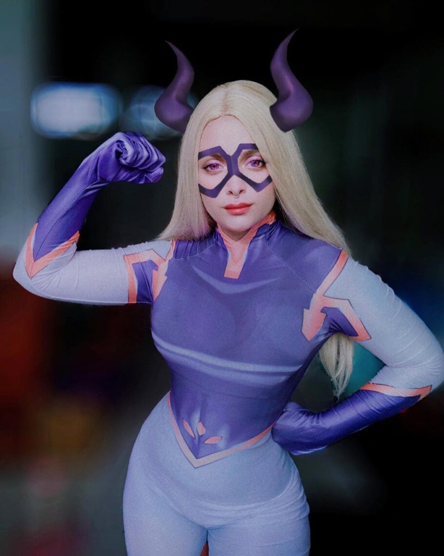 Brasileira fez um lindo cosplay da Mt. Lady de My Hero Academia