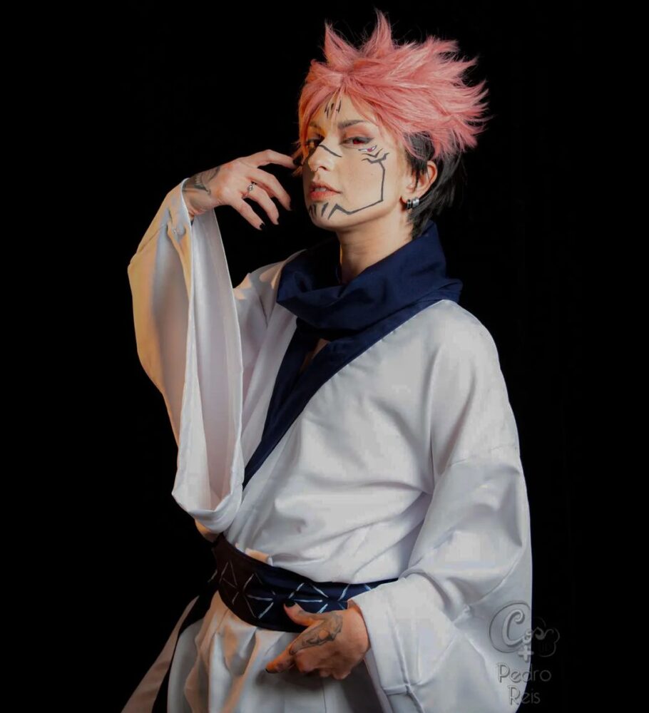 Brasileira viraliza com um lindo cosplay do Sukuna de Jujutsu Kaisen