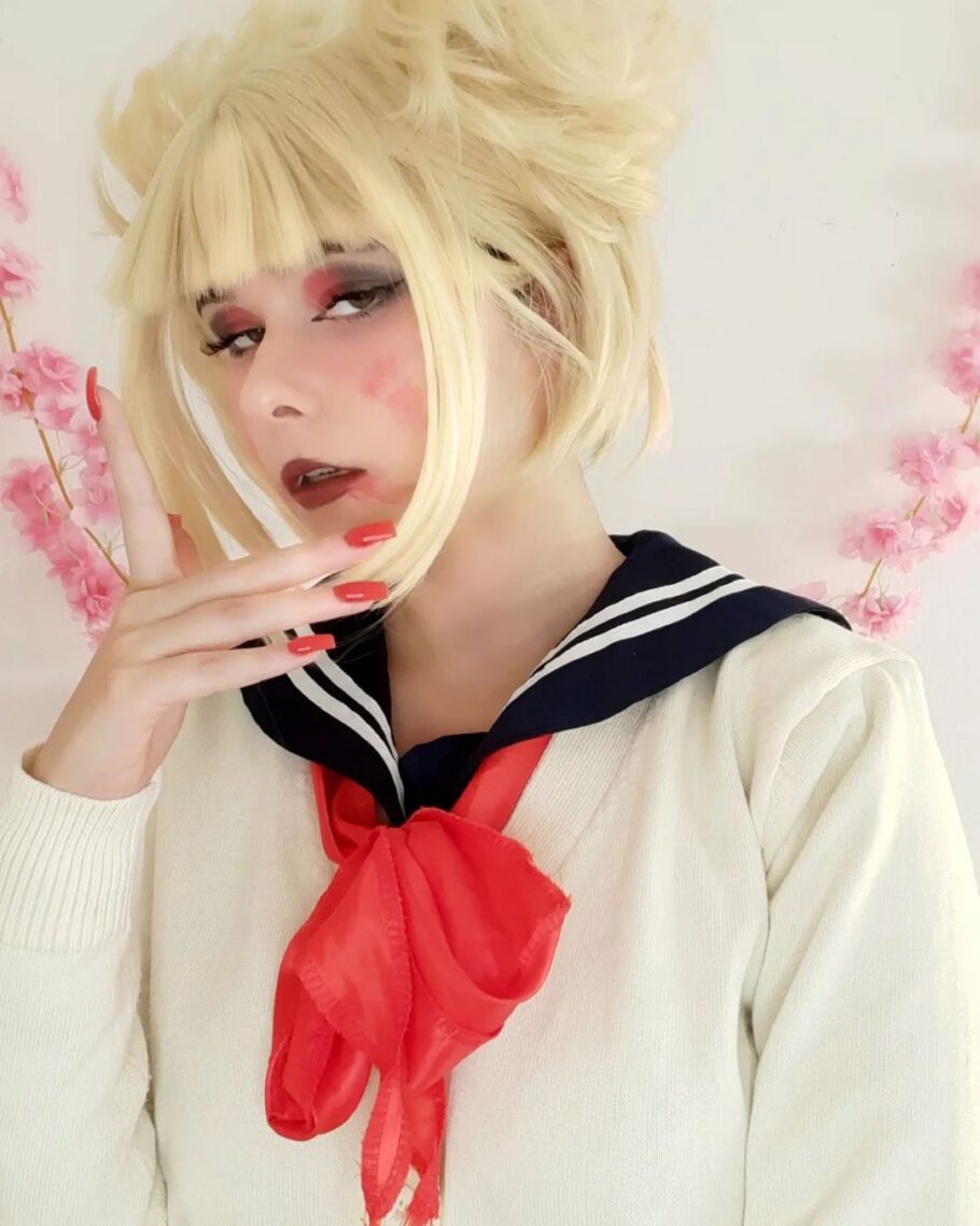 Brasileira homenageou a Toga de My Hero Academia com um lindo cosplay