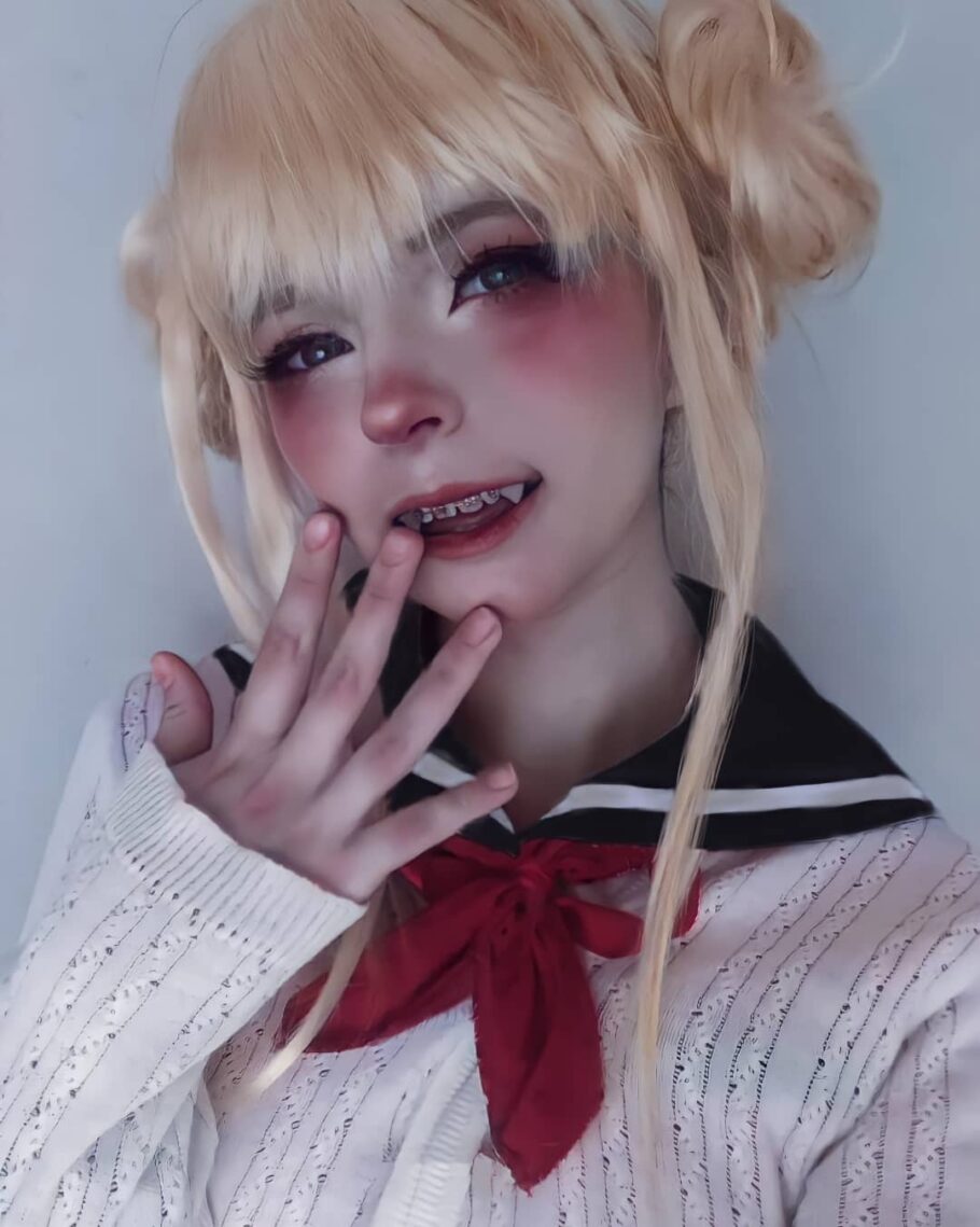 Cosplayer brasileira recriou perfeitamente a Toga de My Hero Academia