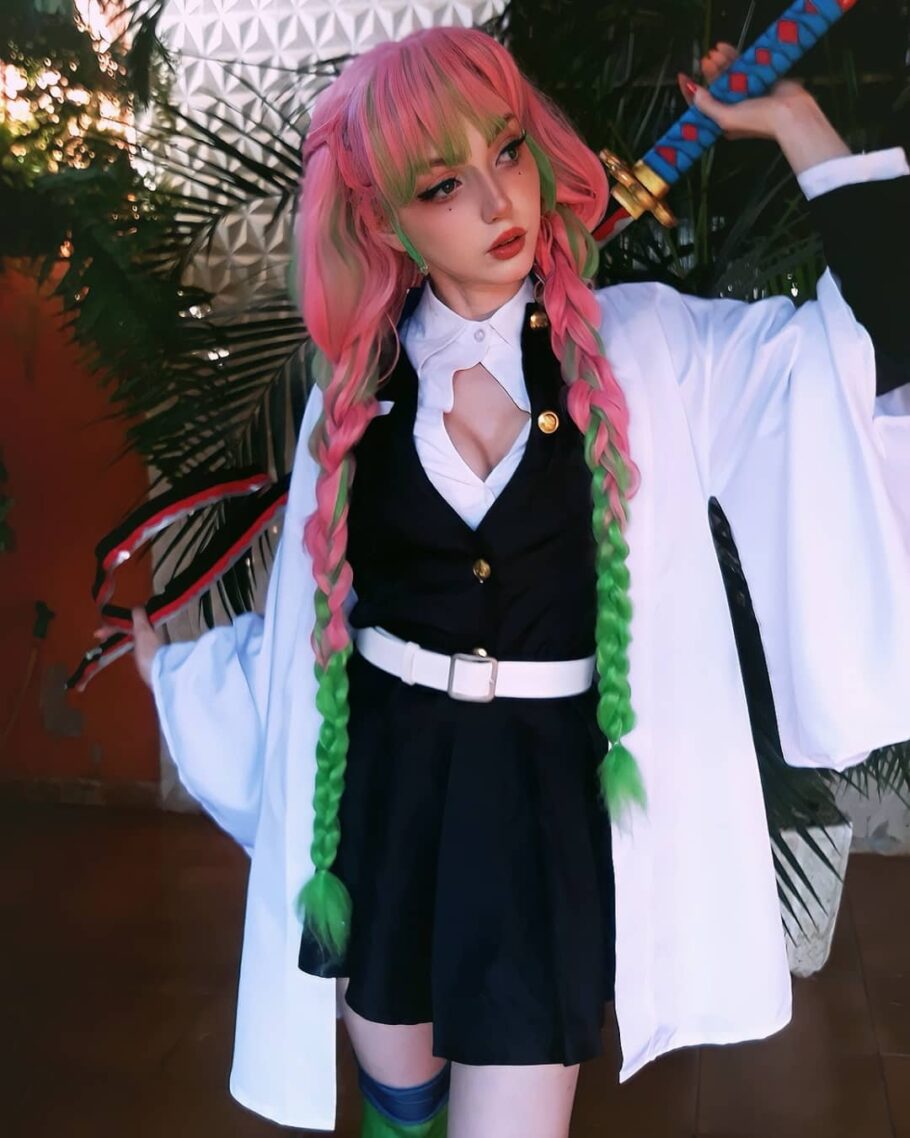 Fã brasileira de Demon Slayer viraliza com um cosplay impecável da Mitsuri