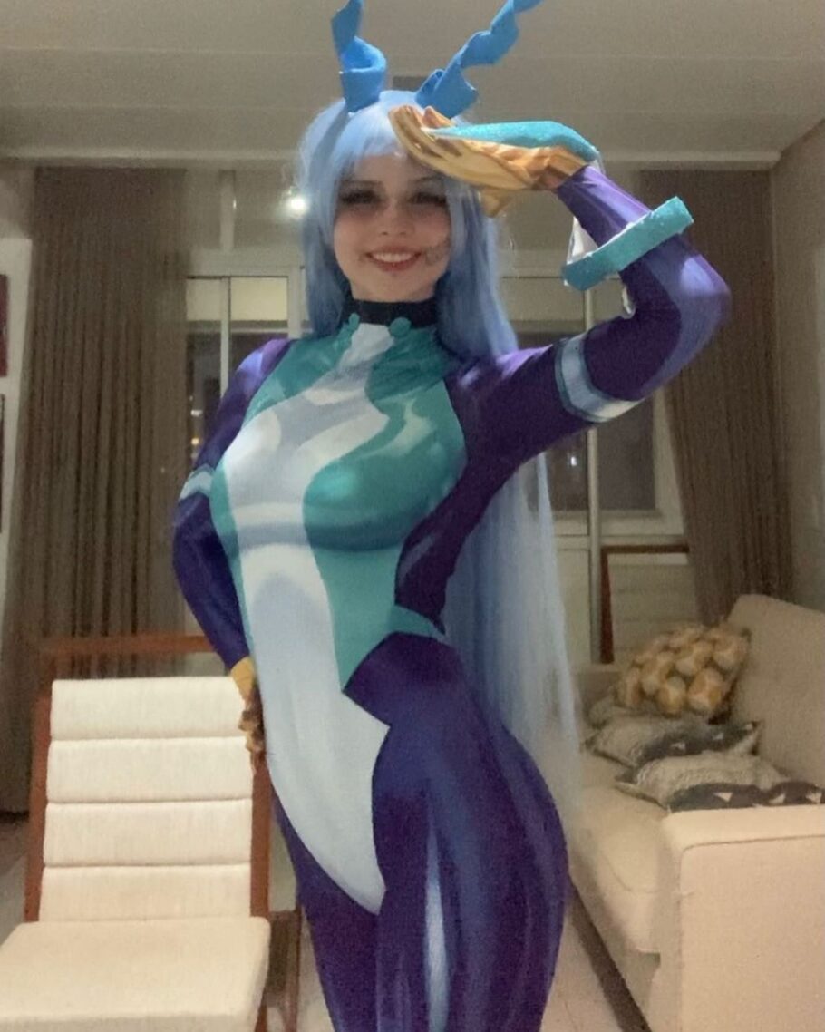 Brasileira fez um cosplay impecável da Nejire de My Hero Academia