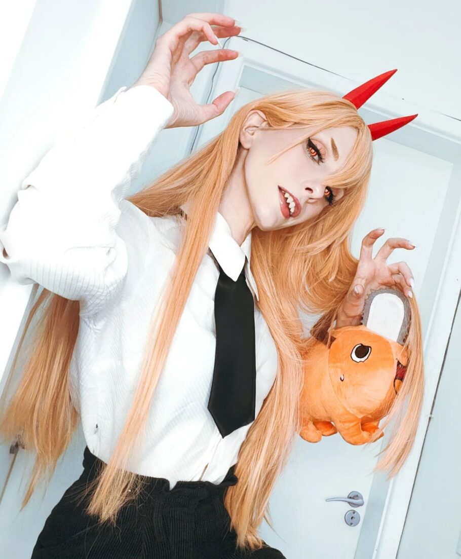 Brasileira fã de Chainsaw Man viraliza com um belíssimo cosplay da Power