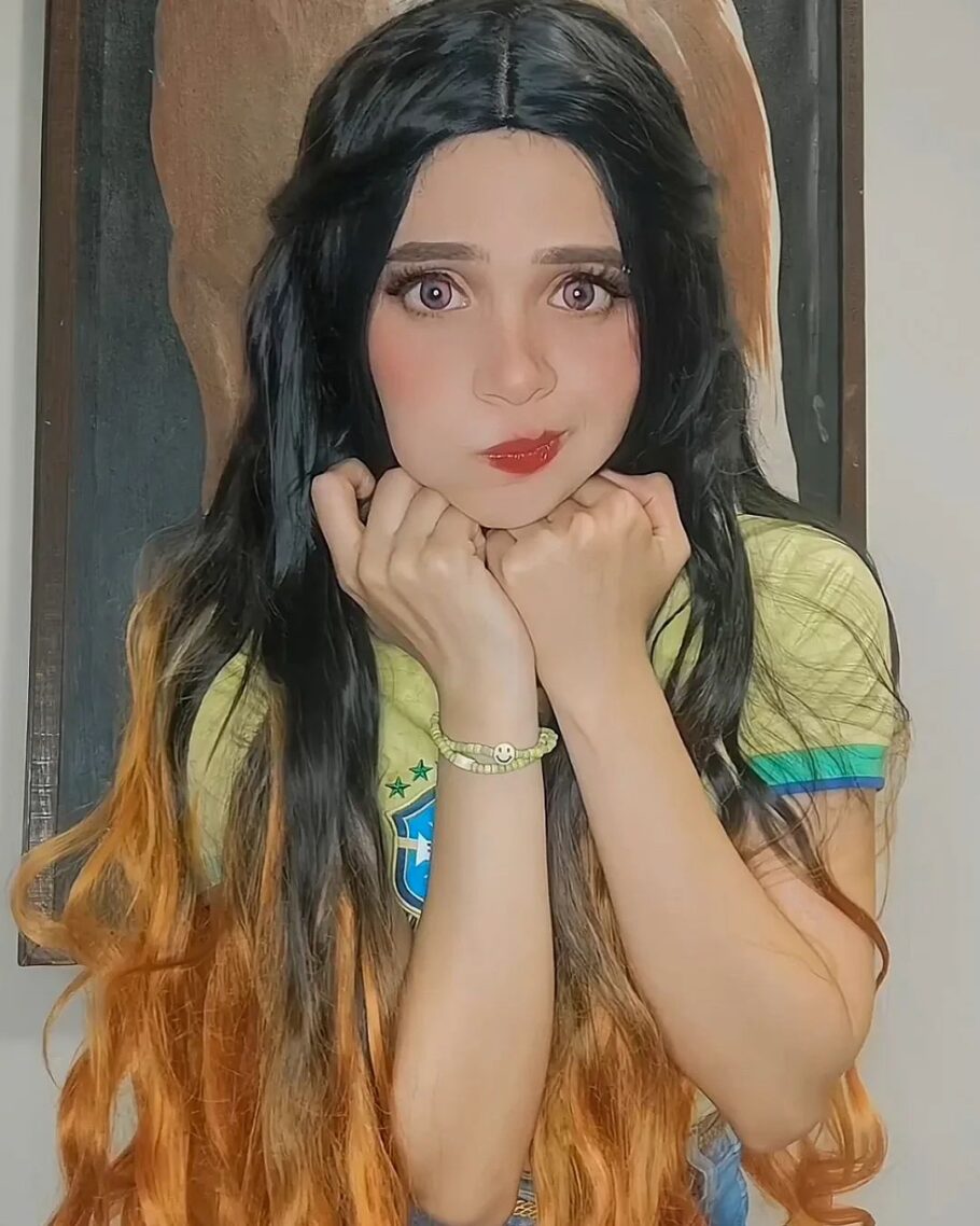 Brasileira fez um lindo cosplay da Nezuko de Demon Slayer torcendo pela seleção