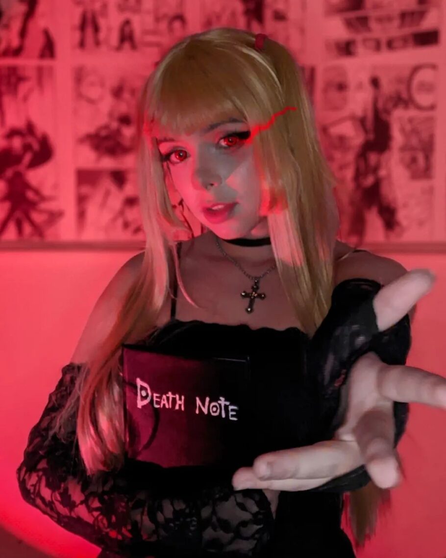 Brasileira akemimiki fez um lindo cosplay da Misa de Death Note