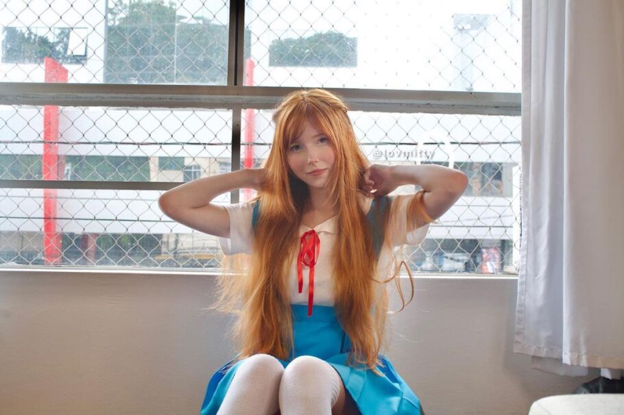 Brasileira lovmitty fez um lindo cosplay da Asuka de Evangelion