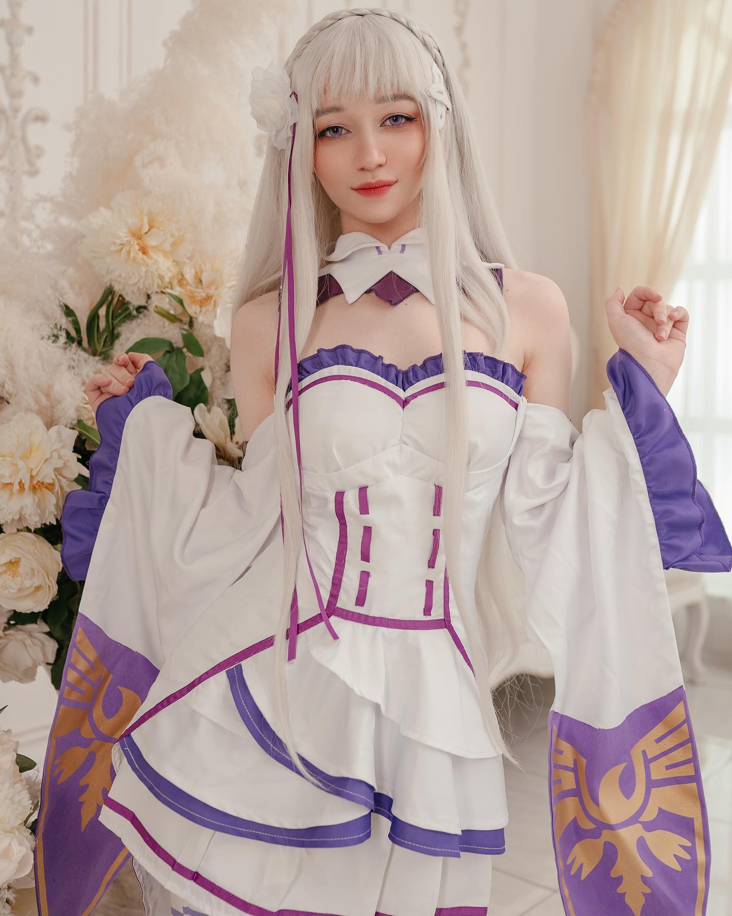 Modelo donnami_cos recriou a Emilia de Re: Zero no mundo real ...