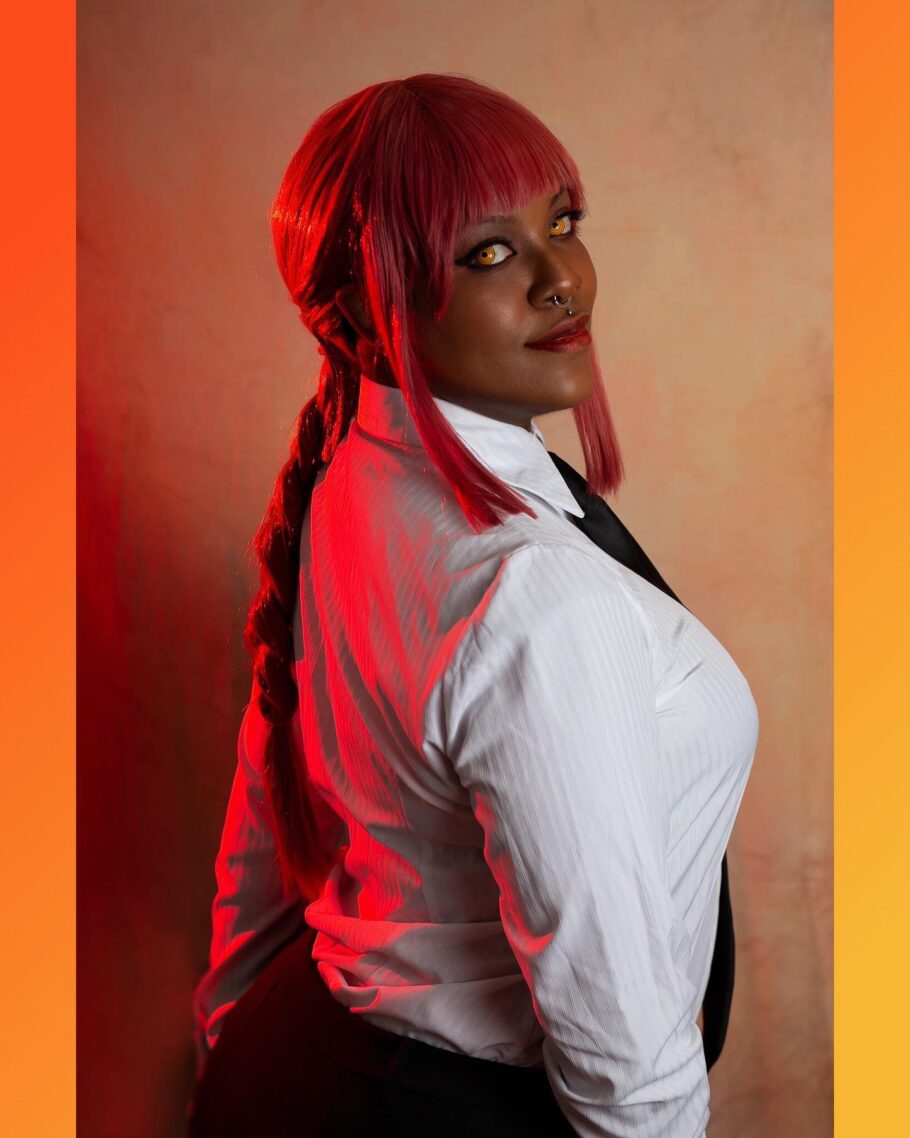 Brasileira kamijupiter fez um lindo cosplay da Makima de Chainsaw Man