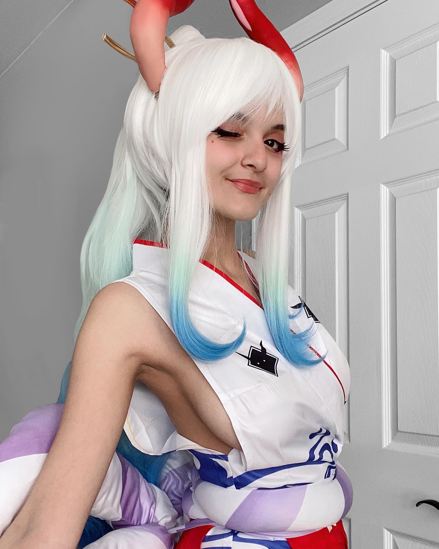 Brasileira otterother fez um cosplay impecável do Yamato de One Piece - Critical Hits