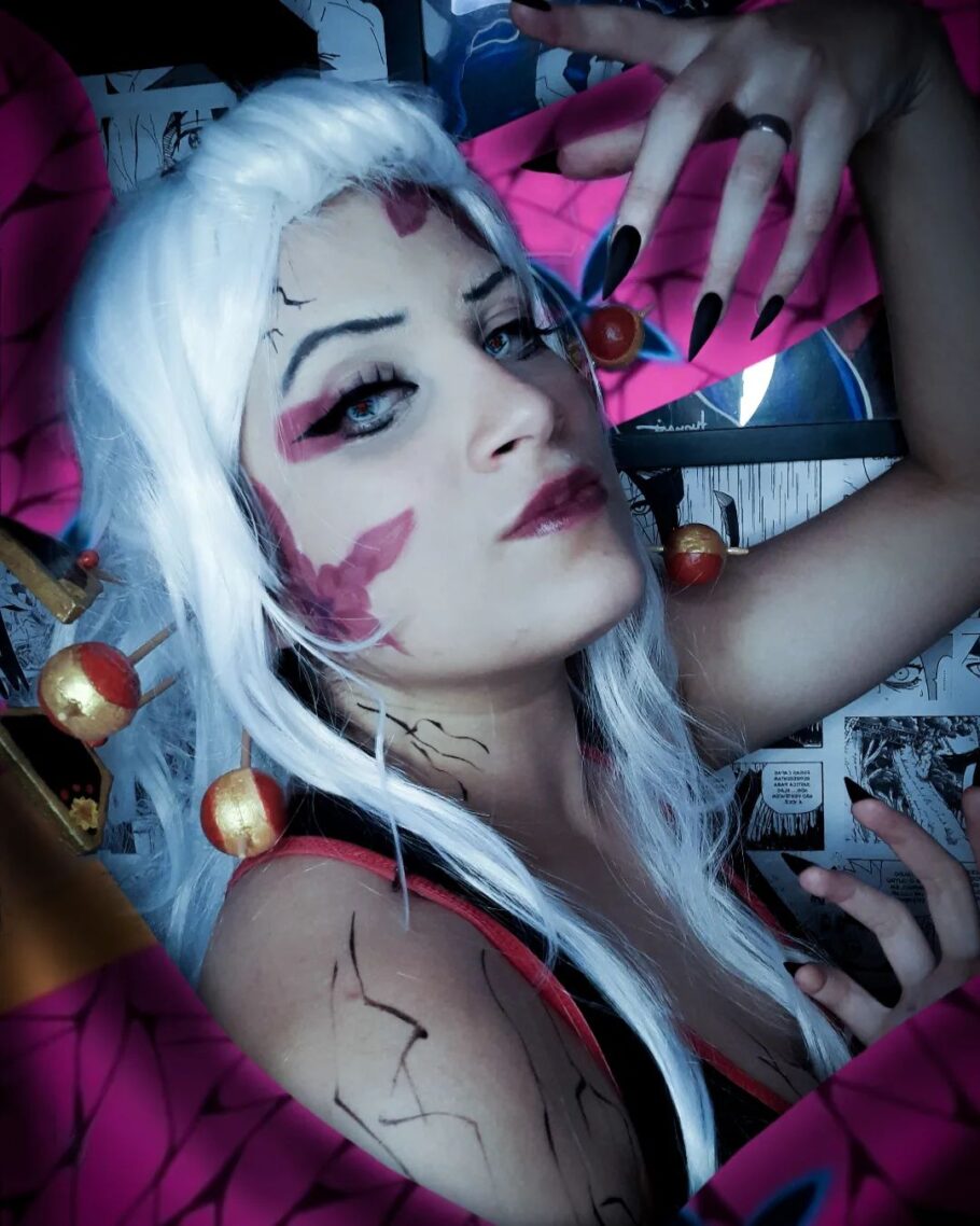 Cosplayer recriou de forma perfeita a Daki de Demon Slayer - Critical Hits