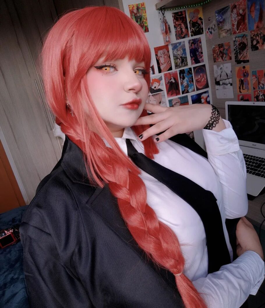 Modelo Shinharu Fez Um Cosplay Apaixonante Da Makima De Chainsaw Man Critical Hits 