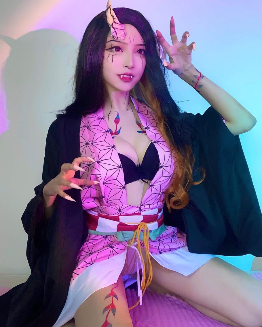 Modelo berk.mom fez um encantador cosplay da Nezuko de Demon Slayer