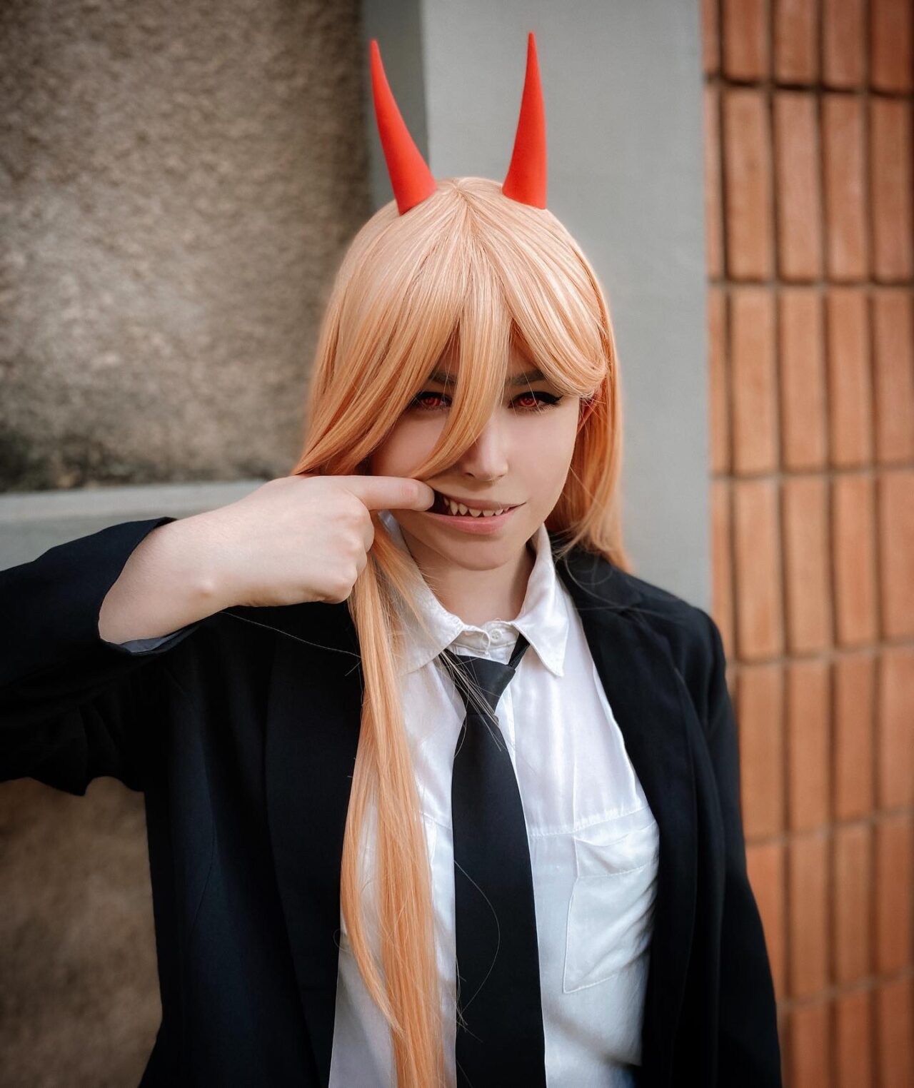 Notícias - Chainsaw Man: brasileira faz cosplay de Power que vai