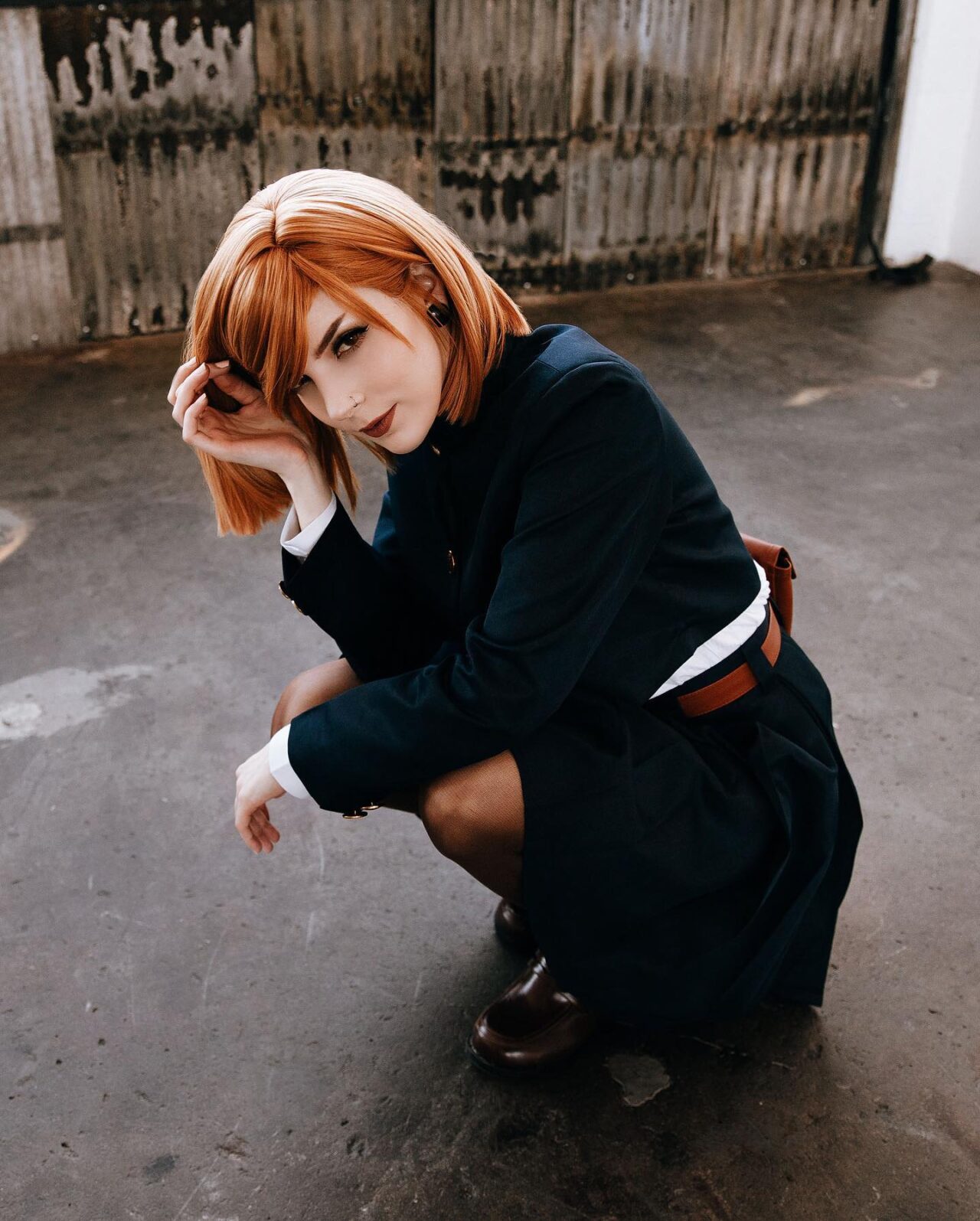 Modelo blood.raven fez um apaixonante cosplay da Nobara de Jujutsu Kaisen