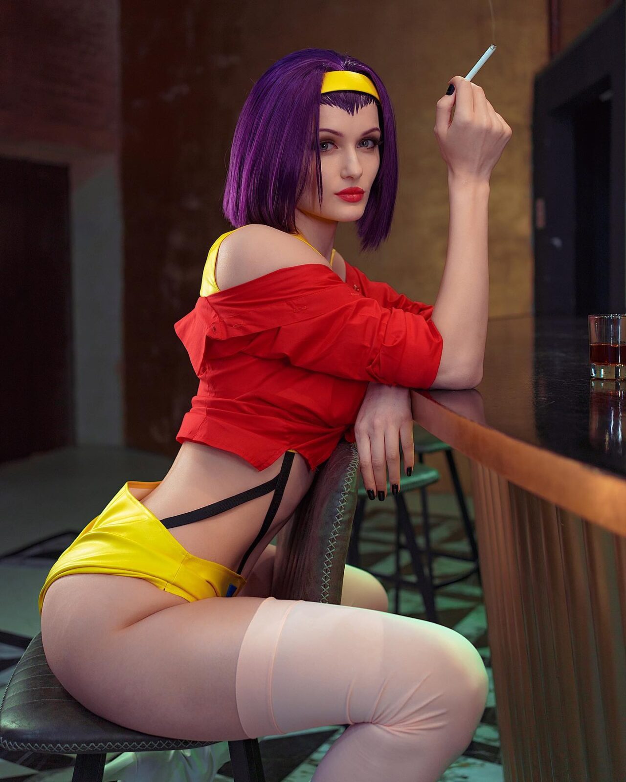 Esse cosplay de Faye Valentine de Cowboy Bebop vai roubar o seu coração