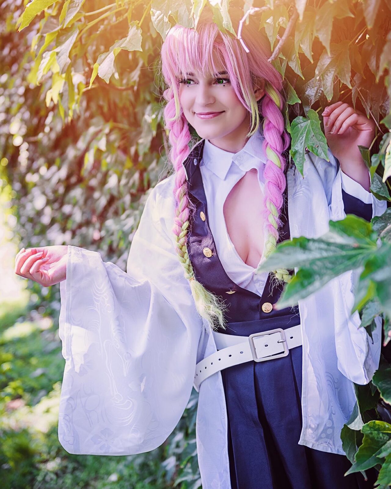 Confira este cosplay super fofo da Mitsuri de Demon Slayer - Critical Hits