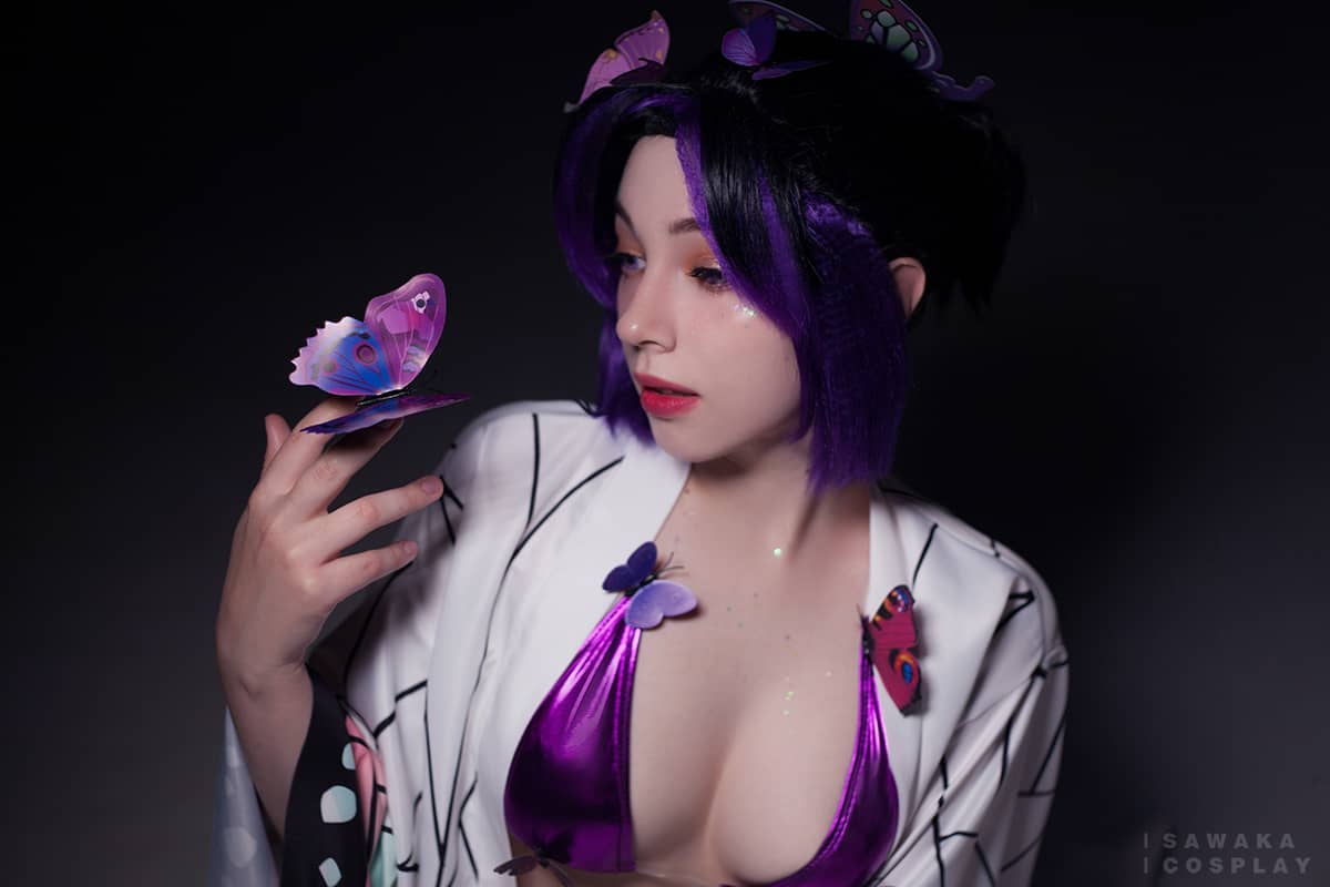 Cosplay Impressionante: Sawakatecos como Shinobu de Demon Slayer