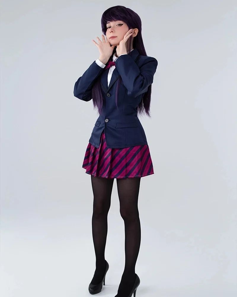 Modelo Tanuki Tyan fez um encantador cosplay de Komi Shouko