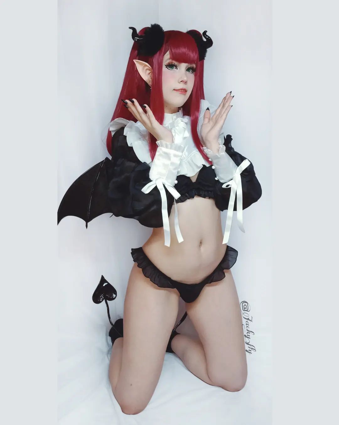 Modelo jacky.fly encanta com um lindo cosplay da Marin de My Dress-Up Darling