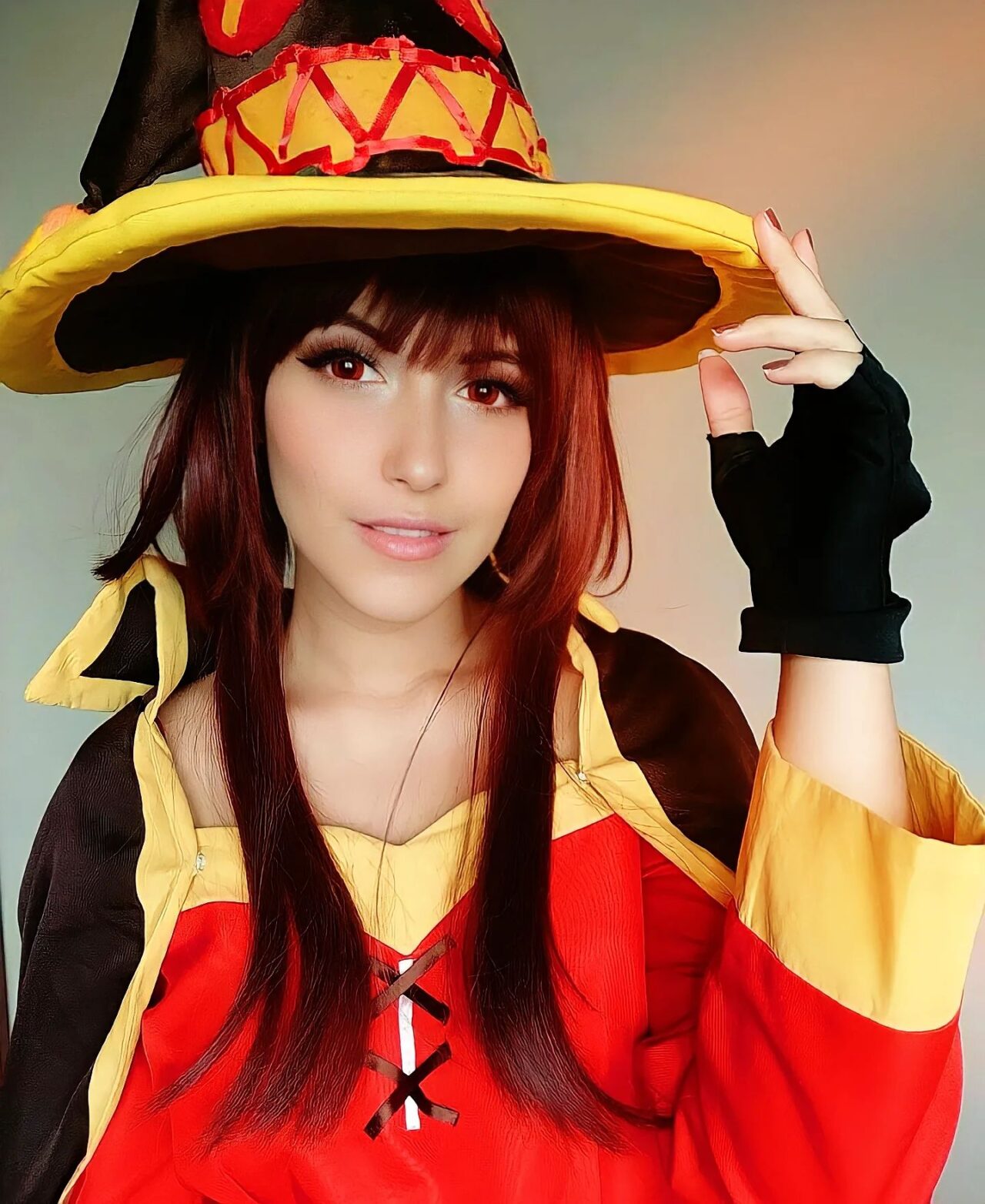 Confira este lindo cosplay da Megumin de Konosuba - Critical Hits