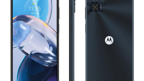 Smartphone Motorola Moto E22 64GB Preto 4G 4GB RAM 6,5” Câm. Dupla + Selfie 5MP Dual Chip