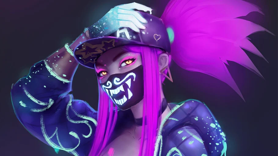 Modelo atrai a todos com apaixonante interpretação da skin Akali K/DA de League of Legends