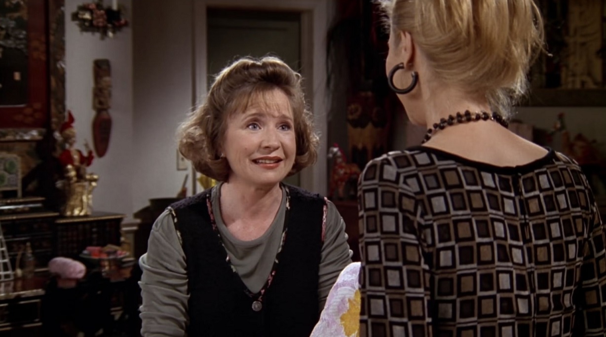 Em qual episódio de Friends Debra Jo Rupp aparece pela primeira vez?