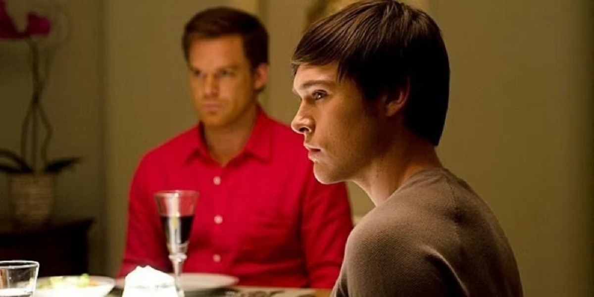 Dexter – Em qual episódio Zach Hamilton morre?