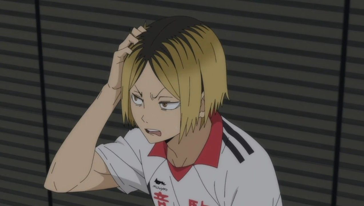 Este é um fenomenal cosplay do Kenma Kozume de Haikyuu!!