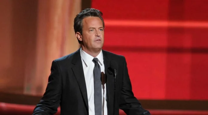 Polícia Prende 5 Suspeitos Conectados à Morte do Ator Matthew Perry de Friends