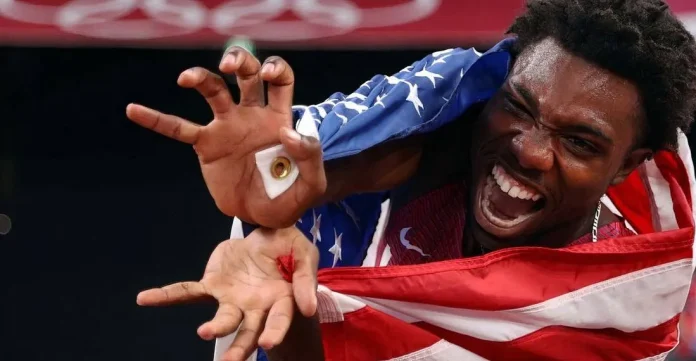 Atleta olímpico Noah Lyles revela seu lado Otaku mais uma vez