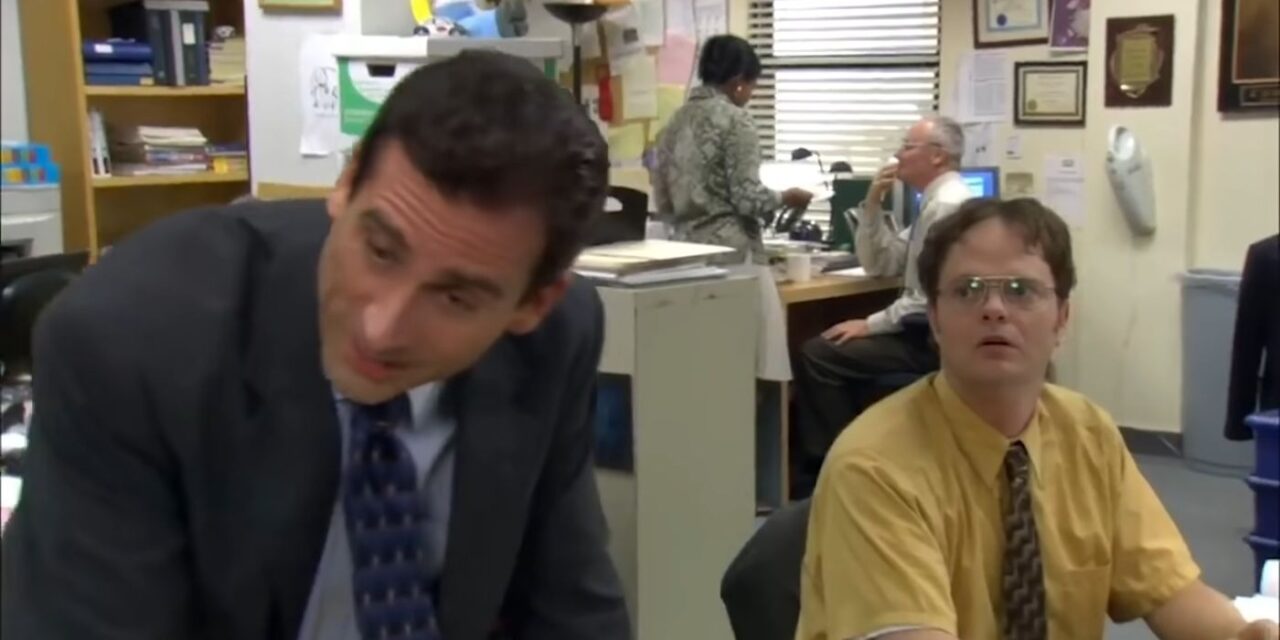 Em qual episódio de The Office Michael e Dwight lutam caratê?