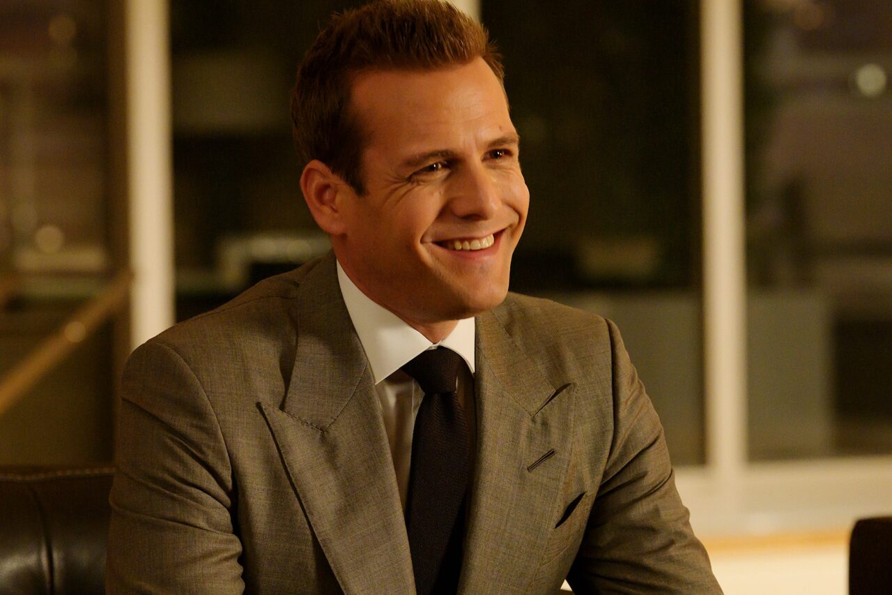 Em qual episódio de Suits Mike sai da série?