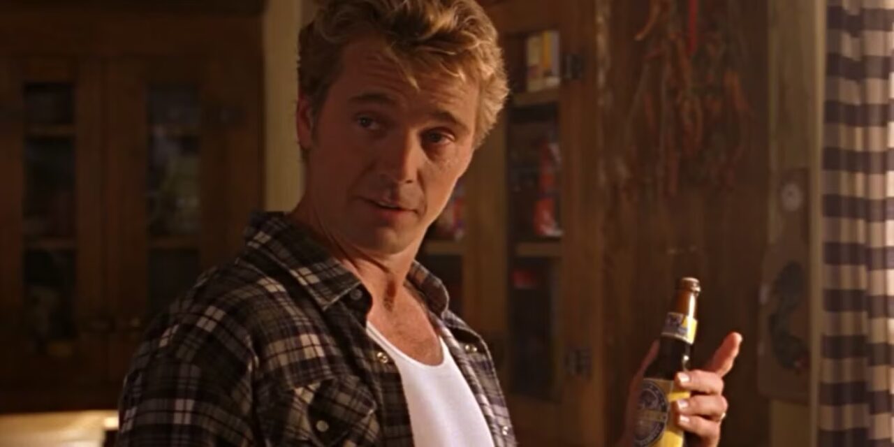 Por que John Schneider deixou Smallville depois de cinco temporadas?