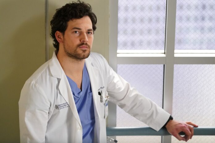 Por que Giacomo Gianniotti deixou Grey's Anatomy?