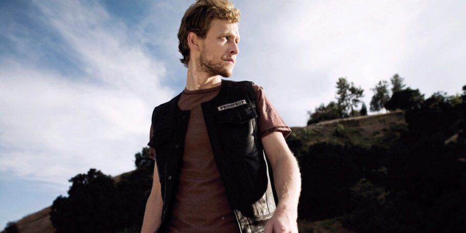 Por que Johnny Lewis saiu de Sons of Anarchy?