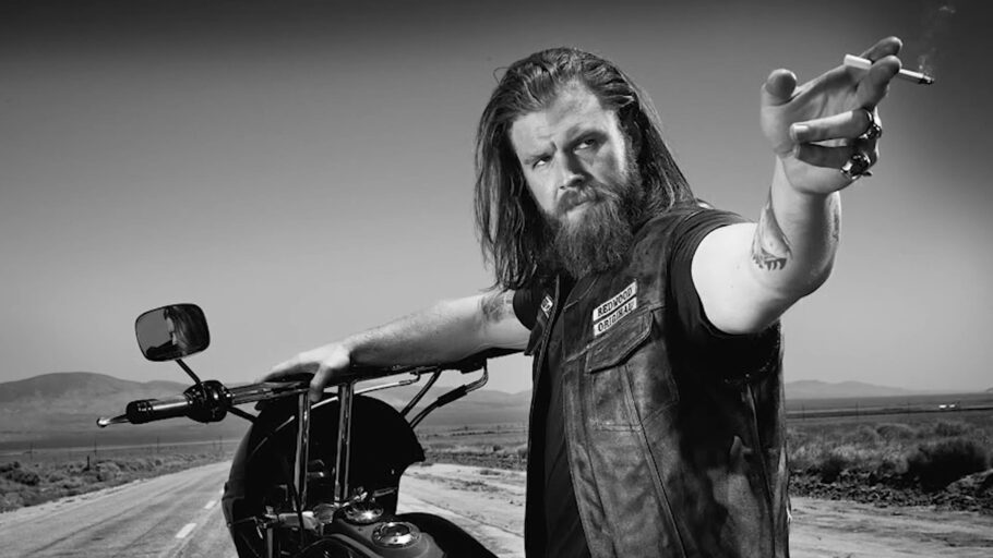 Por que Opie foi morto na 5ª temporada de Sons of Anarchy?