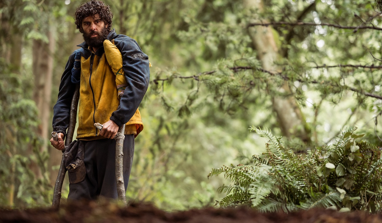 Com quem Ben da falando no episódio 2 da 3ª temporada de Yellowjackets?