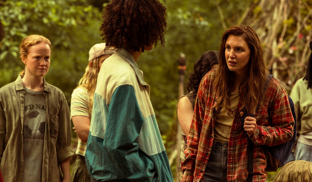 Showrunner de Yellowjackets explica o significado da alucinação de Akilah, Van e Shauna