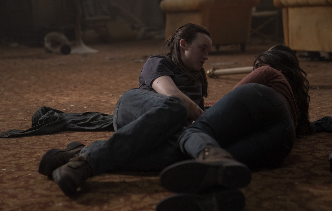 Isabela Merced revela bastidores da cena íntima de Ellie e Dina na 2ª temporada de The Last of Us