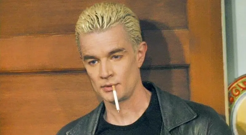 Qual a idade dos personagens de Buffy, a Caça-Vampiros?