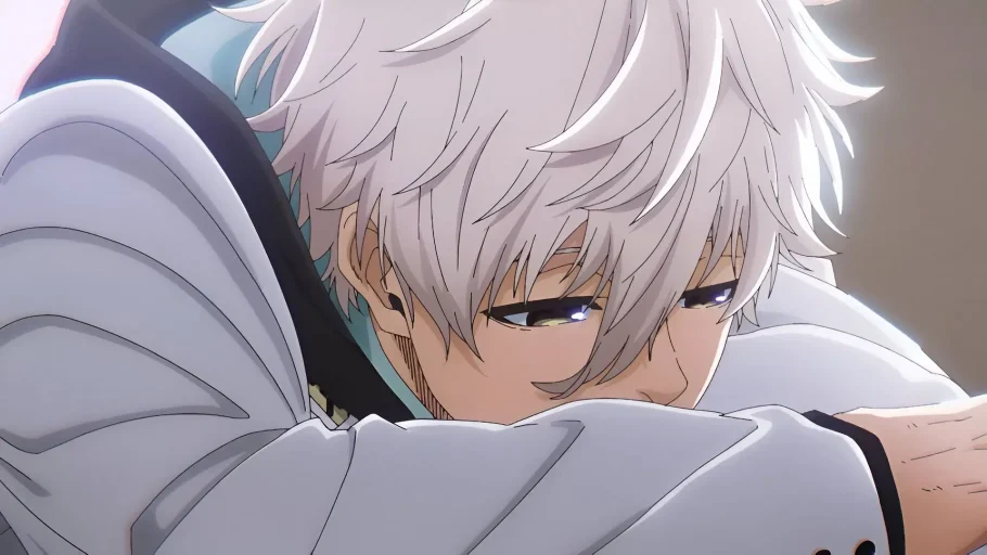 Confira também Os personagens principais de Blue Lock Os 7 melhores times de Blue Lock Resumo dos Arcos de Blue Lock Blue Lock acompanha a intensa jornada de Yoichi Isagi, um jovem jogador de futebol que busca se tornar o melhor atacante do Japão. Após uma eliminação frustrante em um campeonato escolar, Yoichi é convidado a participar de um projeto controverso chamado Blue Lock. Esse programa, idealizado pelo misterioso Jinpachi Ego, reúne os melhores atacantes do Japão em uma instalação de treinamento rigoroso, com o objetivo de criar o atacante definitivo que levará o Japão à vitória na Copa do Mundo. No entanto, apenas um dos jogadores poderá alcançar o topo e se tornar o grande artilheiro do país. Ao longo da série, Yoichi e seus companheiros enfrentam desafios extremos, testes psicológicos e confrontos acirrados, onde precisam superar seus limites para sobreviver no projeto. Com uma narrativa focada em ambição, rivalidade e a busca pelo sucesso, Blue Lock apresenta uma perspectiva única sobre o futebol, onde o trabalho em equipe é substituído pela busca implacável pelo gol e pela evolução individual. Em um cenário onde só os mais fortes podem avançar, Yoichi enfrenta o dilema entre ser um jogador altruísta ou um atacante implacável, redefinindo a essência do futebol em sua jornada. No post de hoje, listamos os personagens principais de Blue Lock. Você pode assistir ao anime no Crunchyroll.