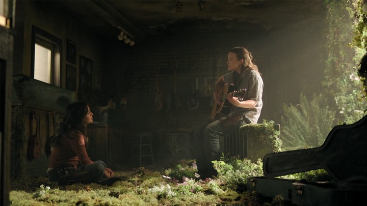The Last of Us - Que música Ellie toca na loja de música no episódio 4 da 2ª temporada?