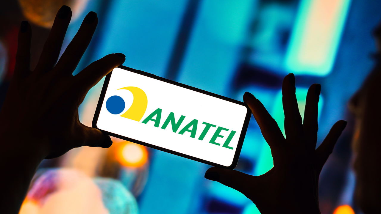 Novo regulamento da Anatel amplia poder das operadoras e levanta alerta sobre perda de direitos dos consumidores