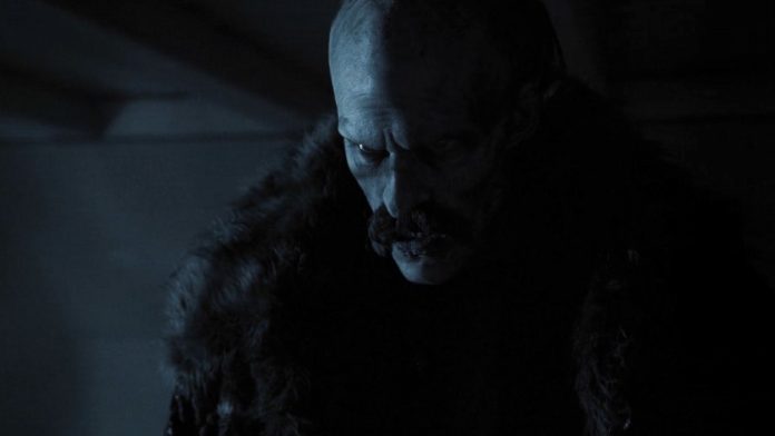 Como Bill Skarsgård criou a voz assustadora de Nosferatu?