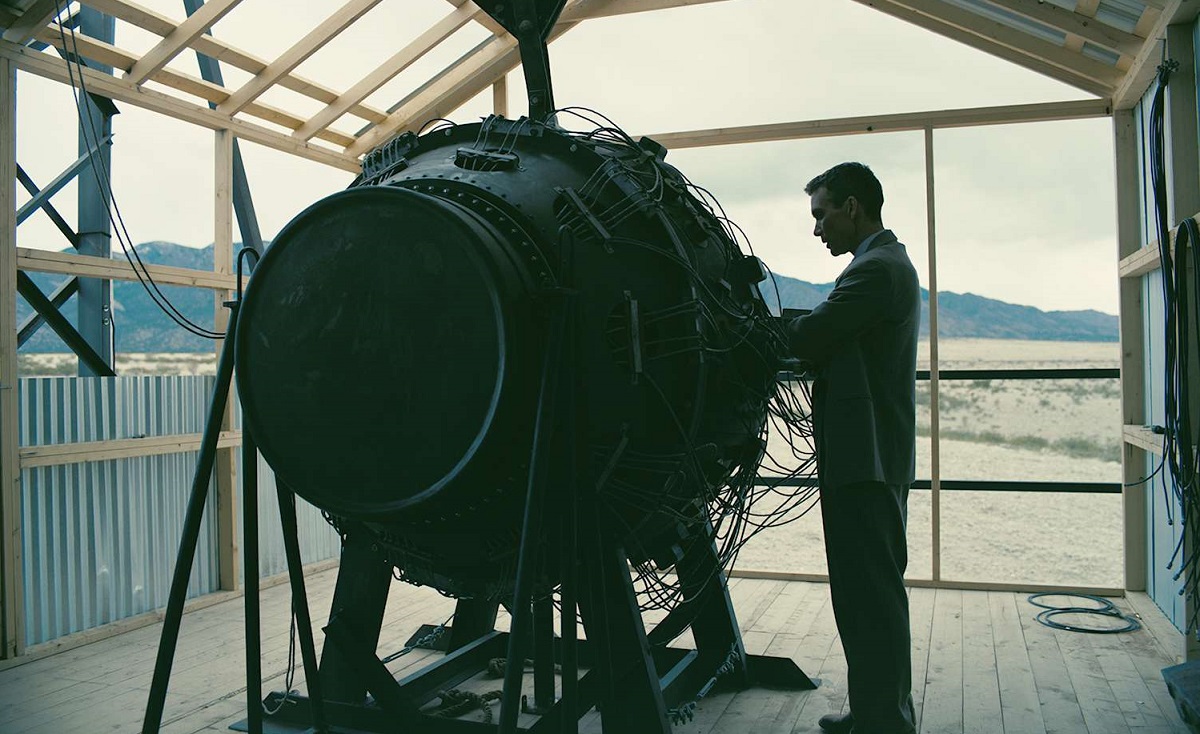 Oppenheimer - Qual a diferença da bomba atômica e da bomba de hidrogênio?