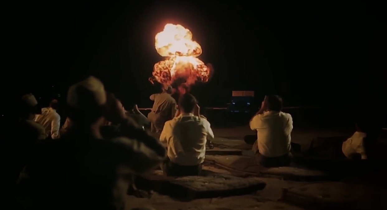 Oppenheimer - Como Christopher Nolan fez a explosão da bomba atômica sem CGI?