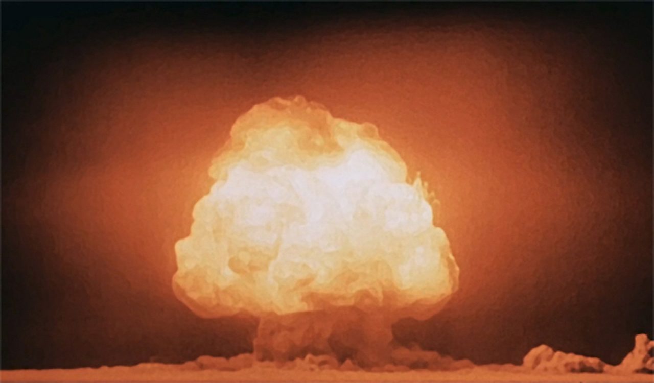 Oppenheimer - Como Christopher Nolan fez a explosão da bomba atômica sem CGI?